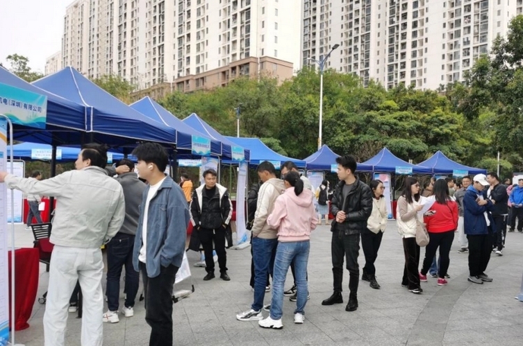 國家統(tǒng)計局：上月不包含在校生的16-24歲勞動力失業(yè)率為15.7%