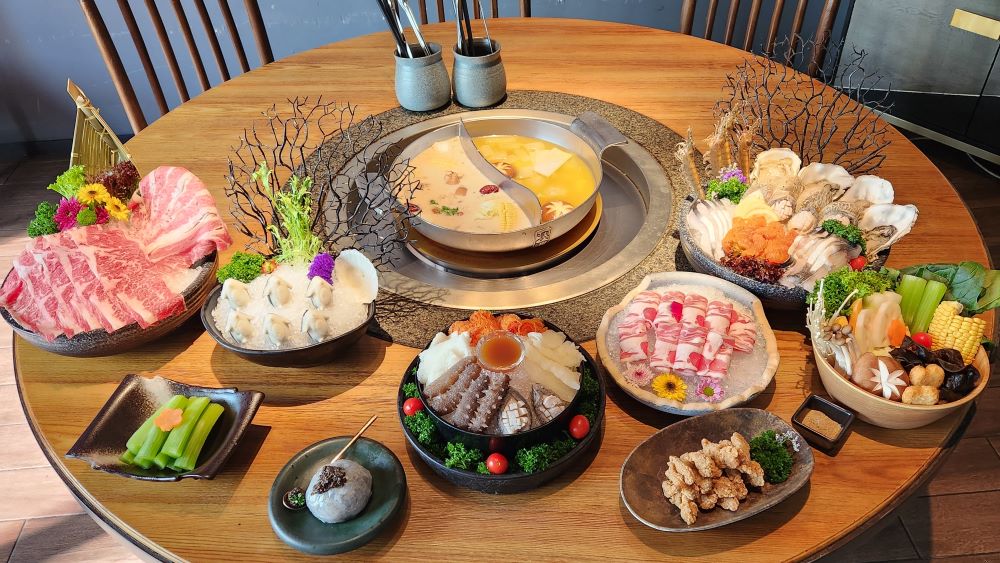 【美食】農(nóng)曆團(tuán)年火鍋 多款滋補(bǔ)食材入饌