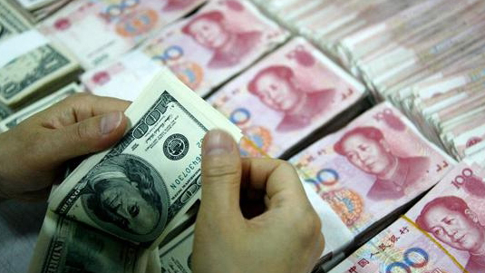 22日人民幣兌美元中間價(jià)報(bào)7.1696 調(diào)升7個(gè)基點(diǎn)