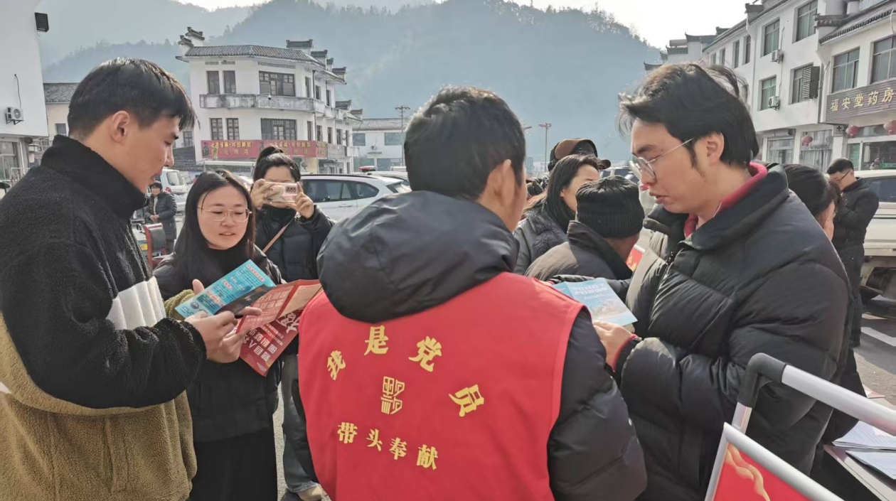 皖黟縣柯村鎮(zhèn)：「掃黃打非」在行動 弘揚正氣樹清風