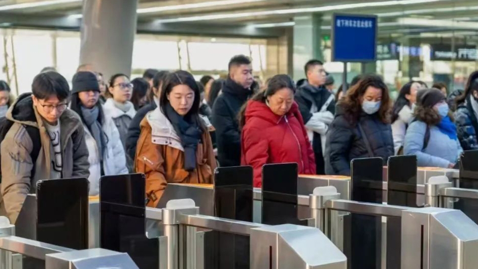 鐵路12306已累計發(fā)售春運期間車票2.97億張