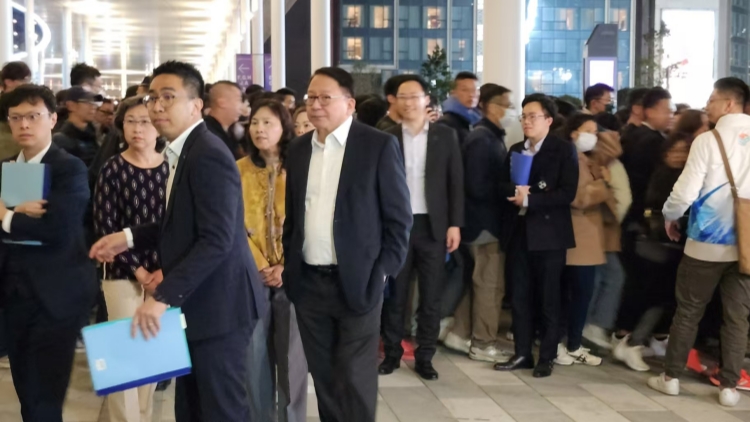 陳國(guó)基滿(mǎn)意啟德體育園測(cè)試結(jié)果