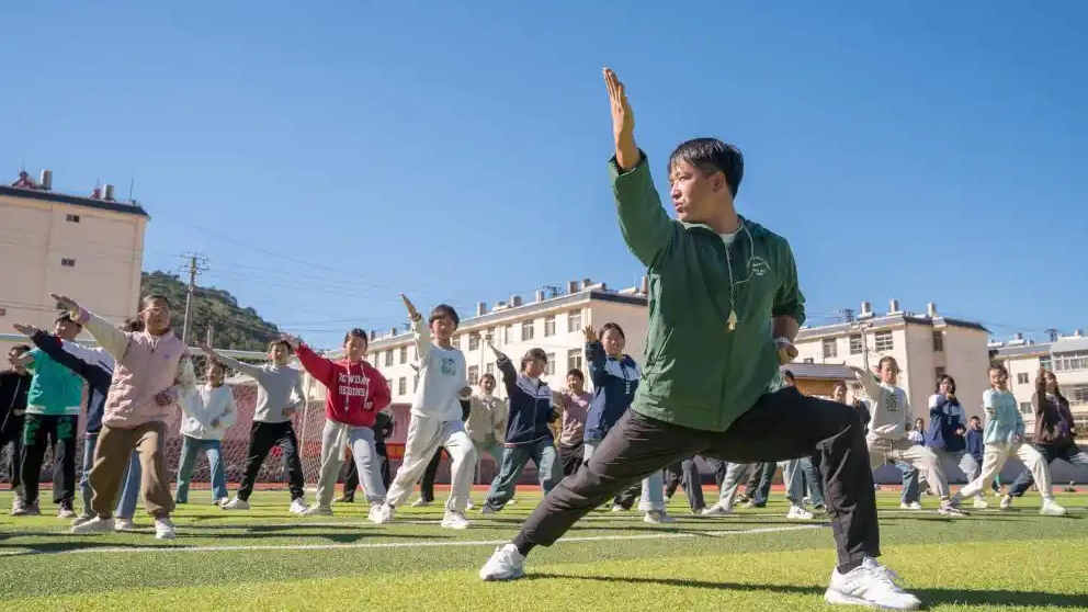 教育部：體育教師應(yīng)享受與其他學(xué)科教師同等待遇