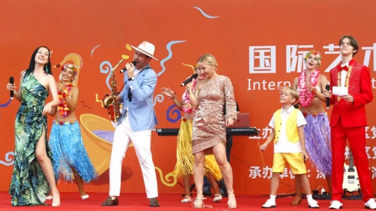 體驗(yàn)「中國風(fēng)」與「國際範(fàn)」 深圳南澳盛邀中外遊客過大年