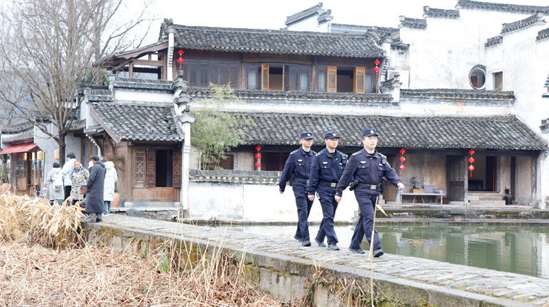 皖徽州區(qū)：「春節(jié)我在崗」  守萬(wàn)家燈火