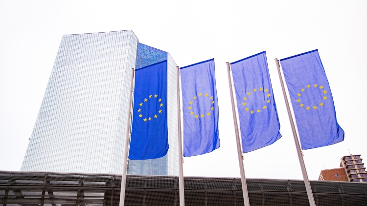 歐洲央行下調(diào)歐元區(qū)關(guān)鍵利率