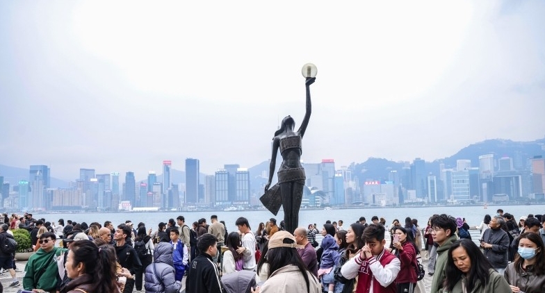 年廿九至年初三訪港旅客近68萬(wàn)人次 內(nèi)地旅客達(dá)56.4萬(wàn)人次