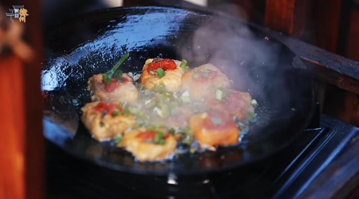 皖徽州區(qū)：民俗盛宴 煙火徽州