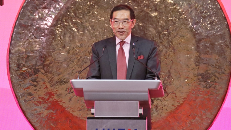 港交所主席唐家成：港股市場(chǎng)氣氛好轉(zhuǎn) 料新一年有更多新機(jī)遇