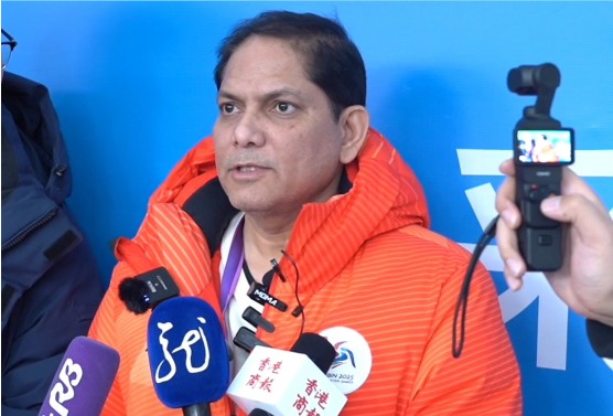 有片｜亞冬會火炬手維諾德·庫馬爾·蒂瓦里：看到亞布力主賽場準(zhǔn)備很好 蓄勢待發(fā)