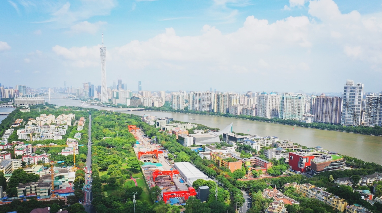 廣州地鐵建設(shè)實(shí)現(xiàn)「開年紅」 兩條地鐵線多座車站移交運(yùn)營調(diào)試階段