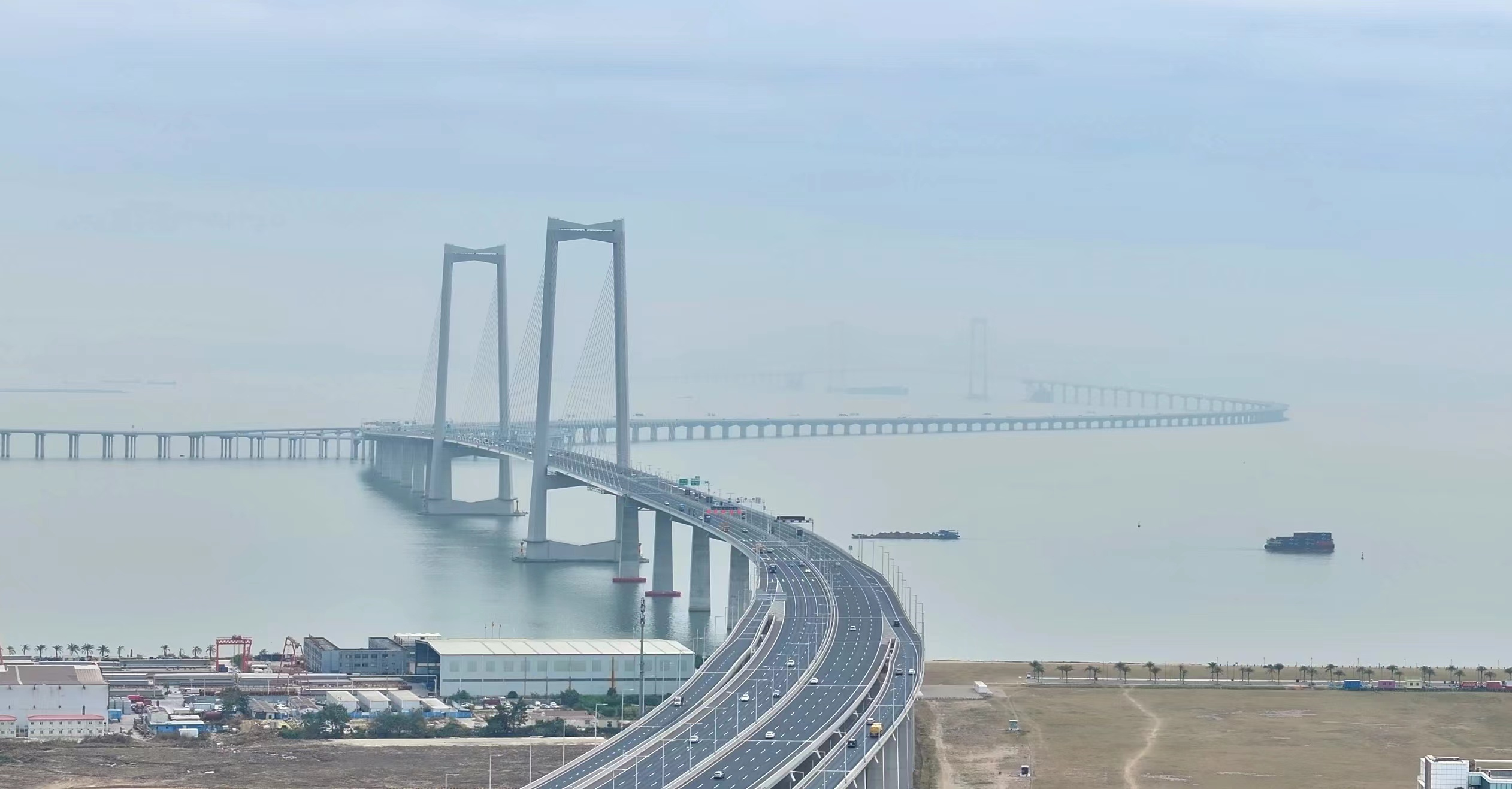 春節(jié)期間廣東跨區(qū)域人員流動(dòng)量超2.1億人次