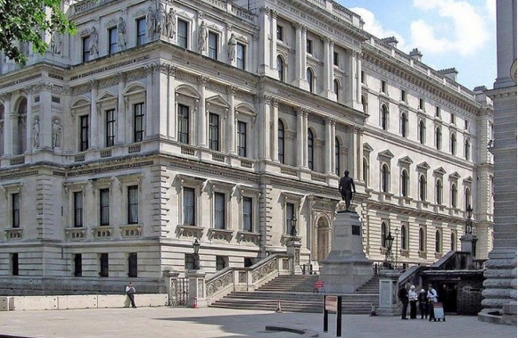 英國(guó)外交部召見(jiàn)俄大使 撤銷一俄外交官派駐資格