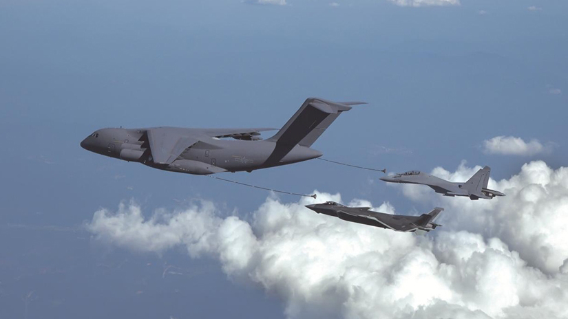 新時代 千年小城和中國戰(zhàn)鷹的故事