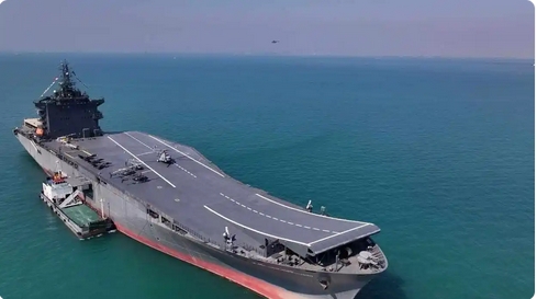 伊朗首艘自主研發(fā)無(wú)人機(jī)航母入列