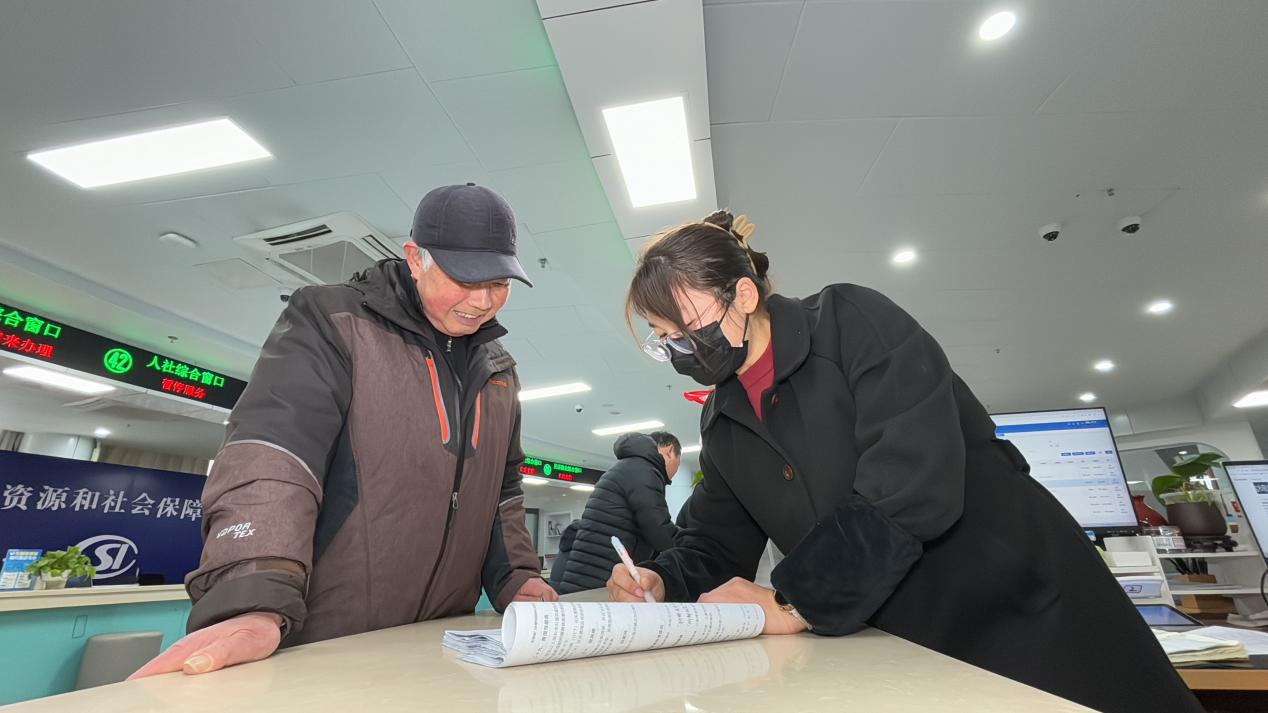 皖屯溪區(qū)：滿分服務(wù)啟新程 便民利民再出發(fā)