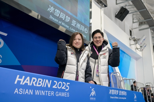 亞冬會(huì)專訪霍啟剛：香港運(yùn)動(dòng)員磨練實(shí)力瞄準(zhǔn)冬奧