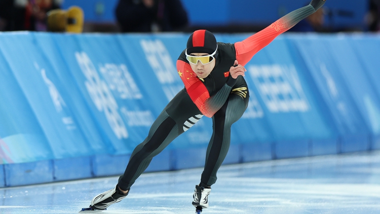 有片｜高亭宇?yuàn)Z速度滑冰男子100米金牌 刷新亞洲紀(jì)錄