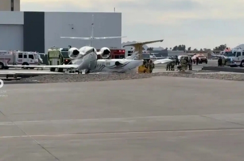 美國兩架飛機(jī)在跑道上相撞  至少1人死亡、3人受傷