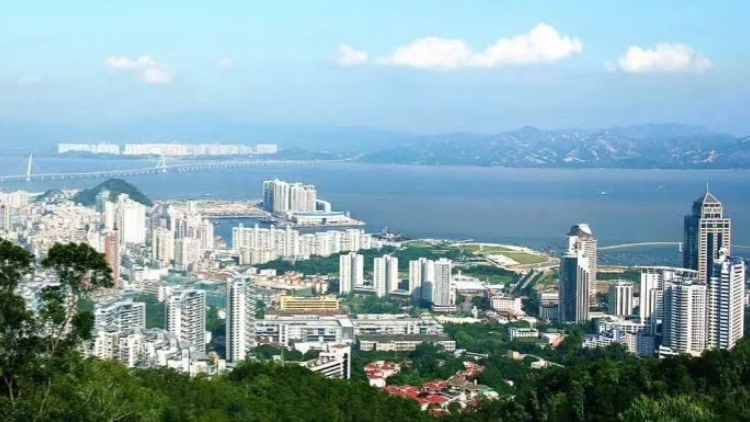 深圳南山去年地區(qū)生產(chǎn)總值超9500億人民幣