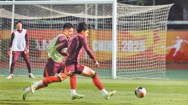 國(guó)青隊(duì)賽前最後一練：「目標(biāo)很明確，重返世青賽」