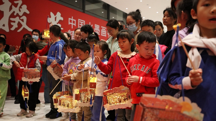 深圳寶安區(qū)文化館舉辦「元宵奇妙夜」文化尋寶活動