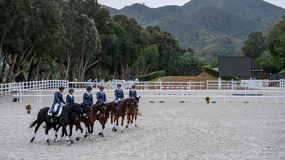 浪琴香港國際馬術(shù)盛典情人節(jié)亞博館舉行 6匹退役賽駒首作團(tuán)體表演