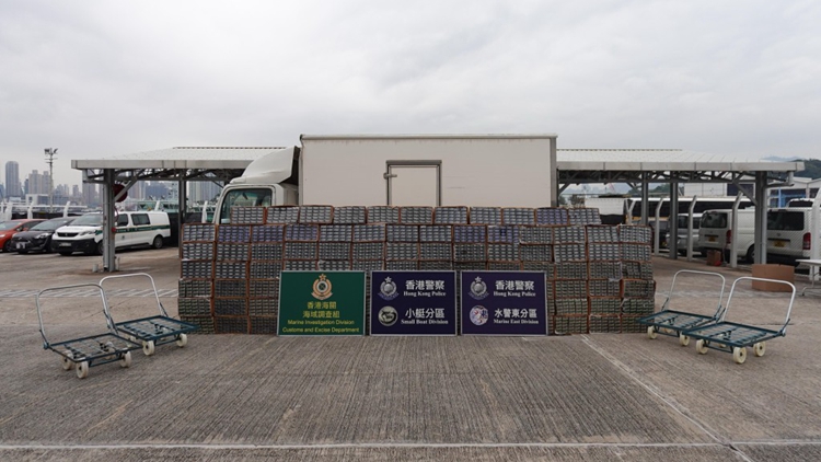 水警聯(lián)同海關(guān)西貢反走私 檢值438萬元私煙