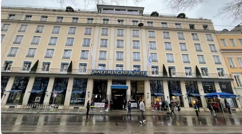 特朗普：美俄烏三國(guó)高官將出席慕安會(huì) 