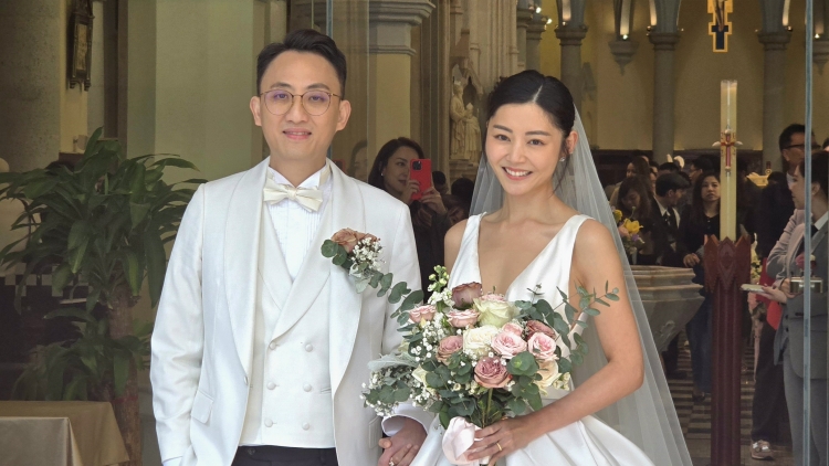 有片｜ 【娛樂】衛(wèi)詩雅婚禮 含淚進(jìn)教堂 圈中好友齊到賀