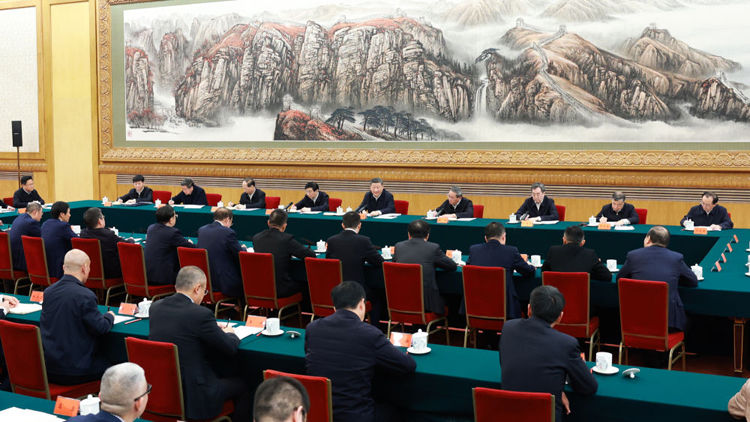 習(xí)近平：民營(yíng)經(jīng)濟(jì)發(fā)展前景廣闊大有可為 民營(yíng)企業(yè)和民營(yíng)企業(yè)家大顯身手正當(dāng)其時(shí)