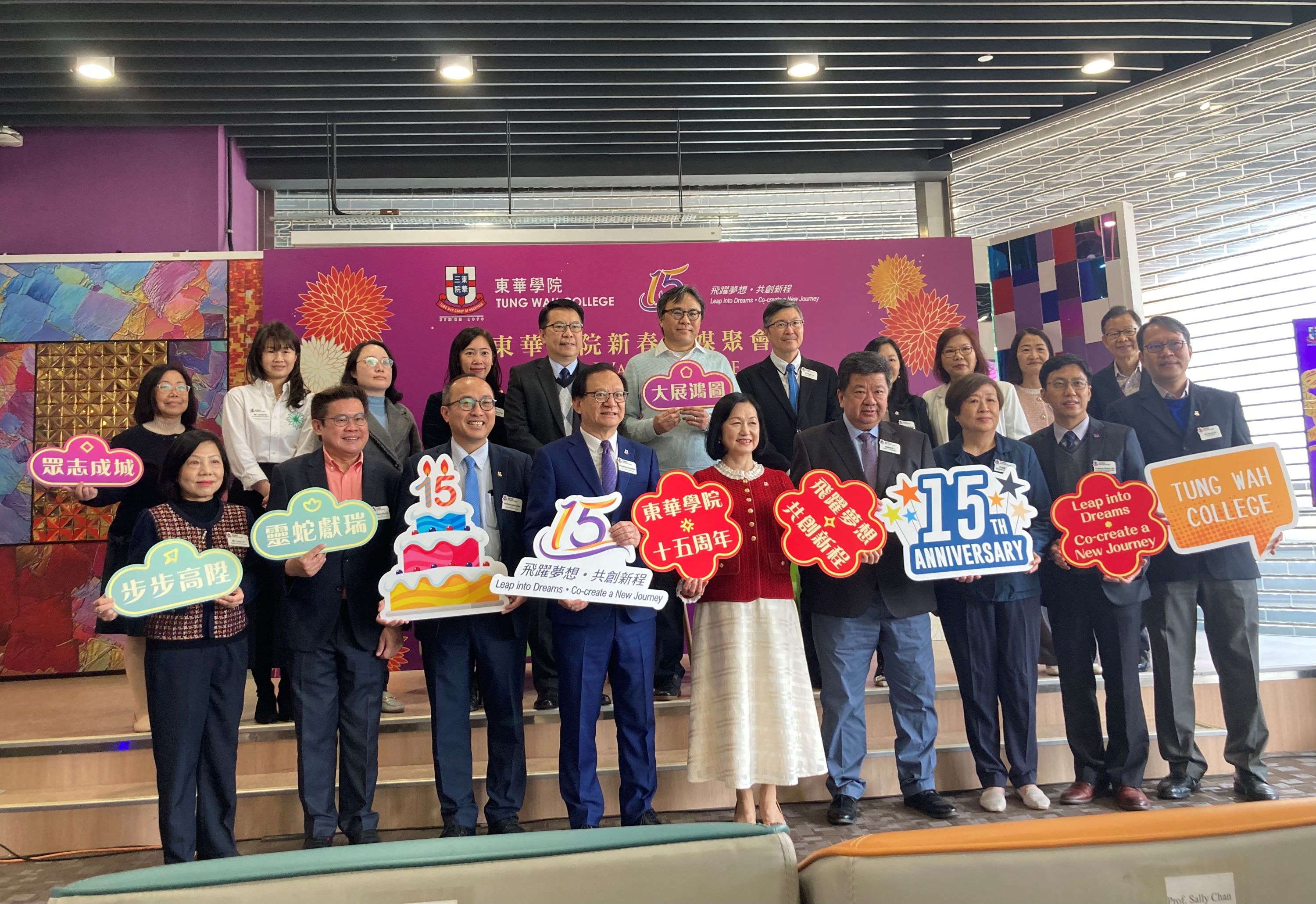 東華學(xué)院近半畢業(yè)生月入逾3.5萬(wàn)元  升格大學(xué)進(jìn)展良好