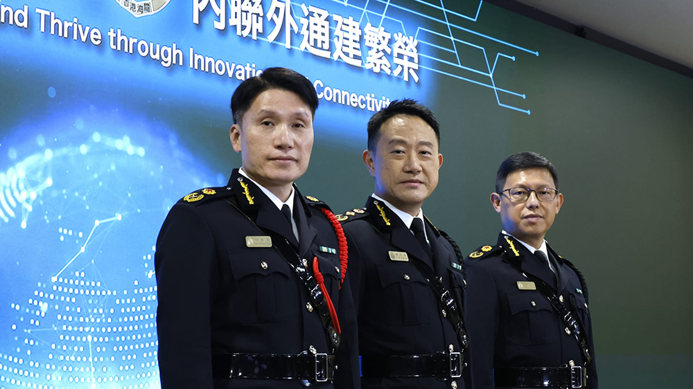 海關去年到大專院校積極招聘人手 共收8400份督察申請