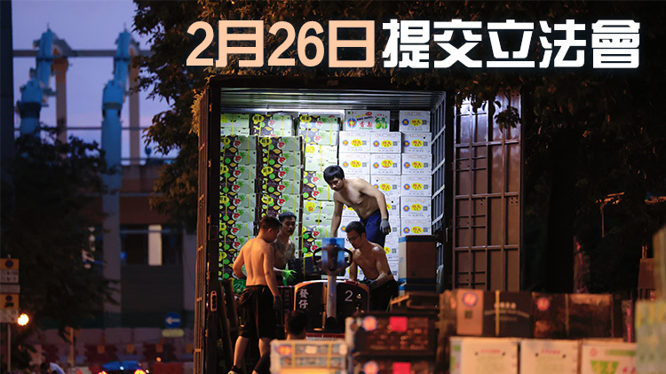 行會(huì)接納最低工資升至每小時(shí)42.1元 立法會(huì)通過(guò)後5·1實(shí)施