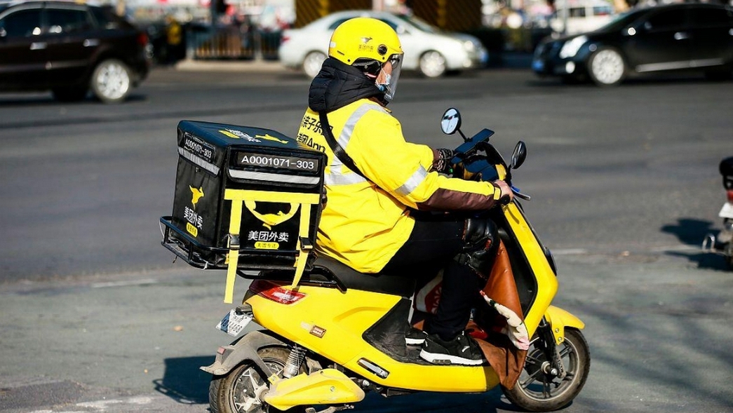 美團(tuán)將為全職及穩(wěn)定兼職騎手繳納社保