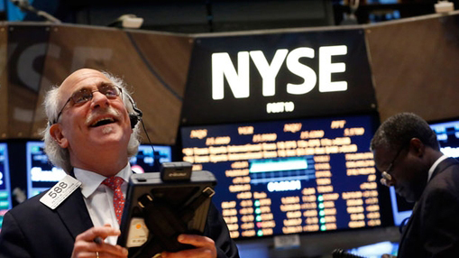 標(biāo)普500指數(shù)續(xù)創(chuàng)新高 英特爾跌逾6%