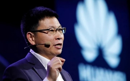 華為余承東：將於3月發(fā)布首款原生鴻蒙新形態(tài)手機