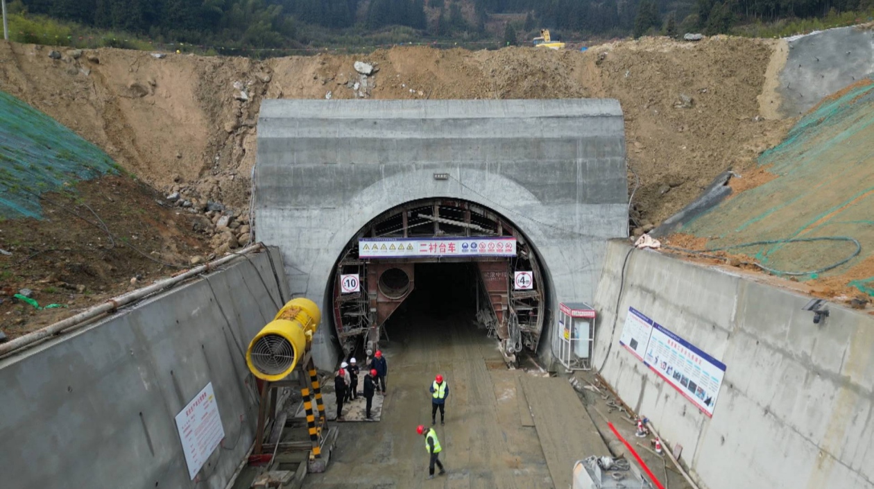 皖黟縣S477公路改建工程加快推進(jìn)