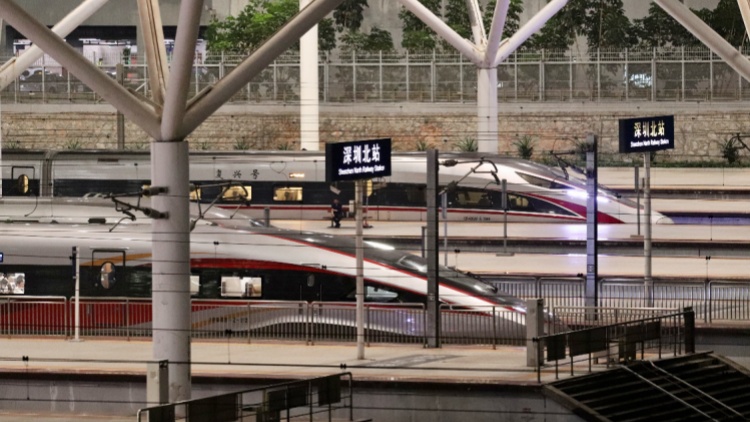 創(chuàng)歷年新高 深圳鐵路春運40天到發(fā)旅客超2100萬人次