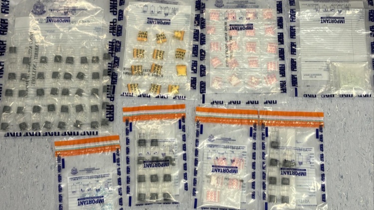 警東區(qū)截毒品快餐車 拘一男檢5萬元毒品   