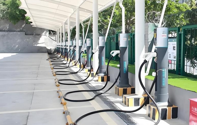 中國三部門支持農(nóng)村地區(qū)改善充電基礎(chǔ)設(shè)施