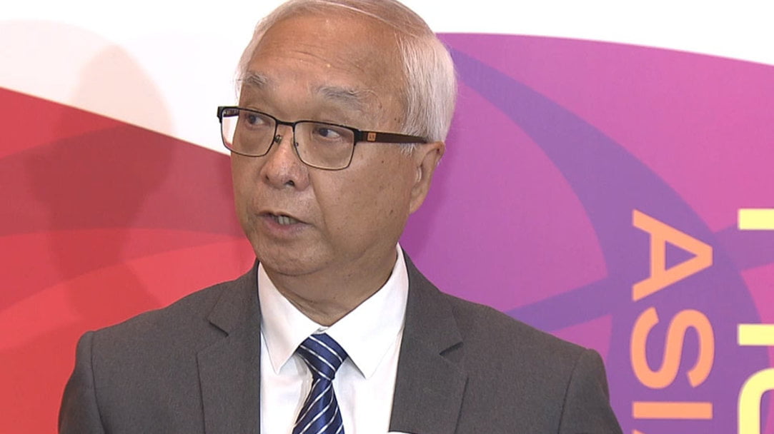 政府?dāng)M擴(kuò)生產(chǎn)者責(zé)任制至膠樽紙包 謝展寰：由市場(chǎng)主導(dǎo)可降成本