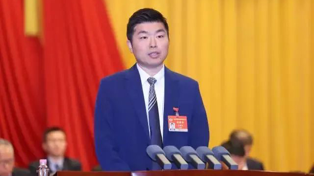 深圳市政協(xié)委員、工商聯(lián)執(zhí)委呂海陽連提：三個「耐心」