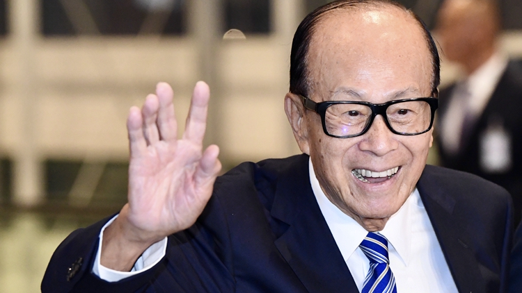 《福布斯》公布2025年度香港50大富豪榜 李嘉誠(chéng)以373億美元身家蟬聯(lián)首富