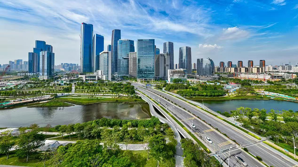 財(cái)政預(yù)算案｜香港會繼續(xù)支持前海先行先試 推動更多政策創(chuàng)新和突破