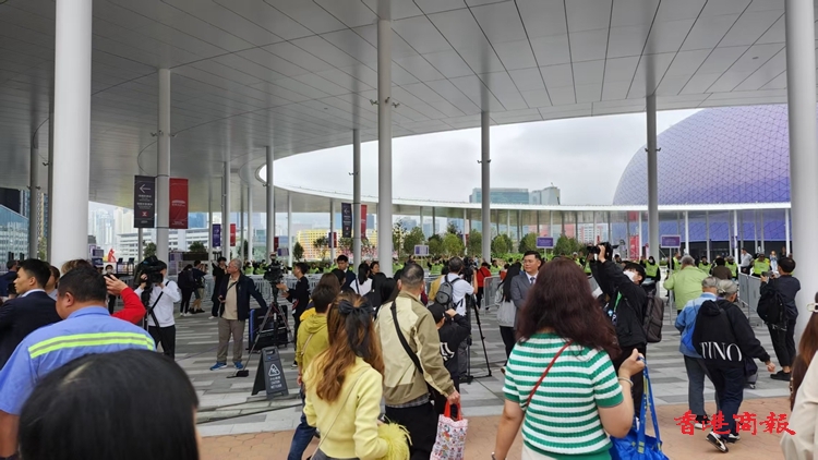 直擊｜啟德體育園今晚開(kāi)幕 觀眾下午4時(shí)起陸續(xù)進(jìn)場(chǎng)