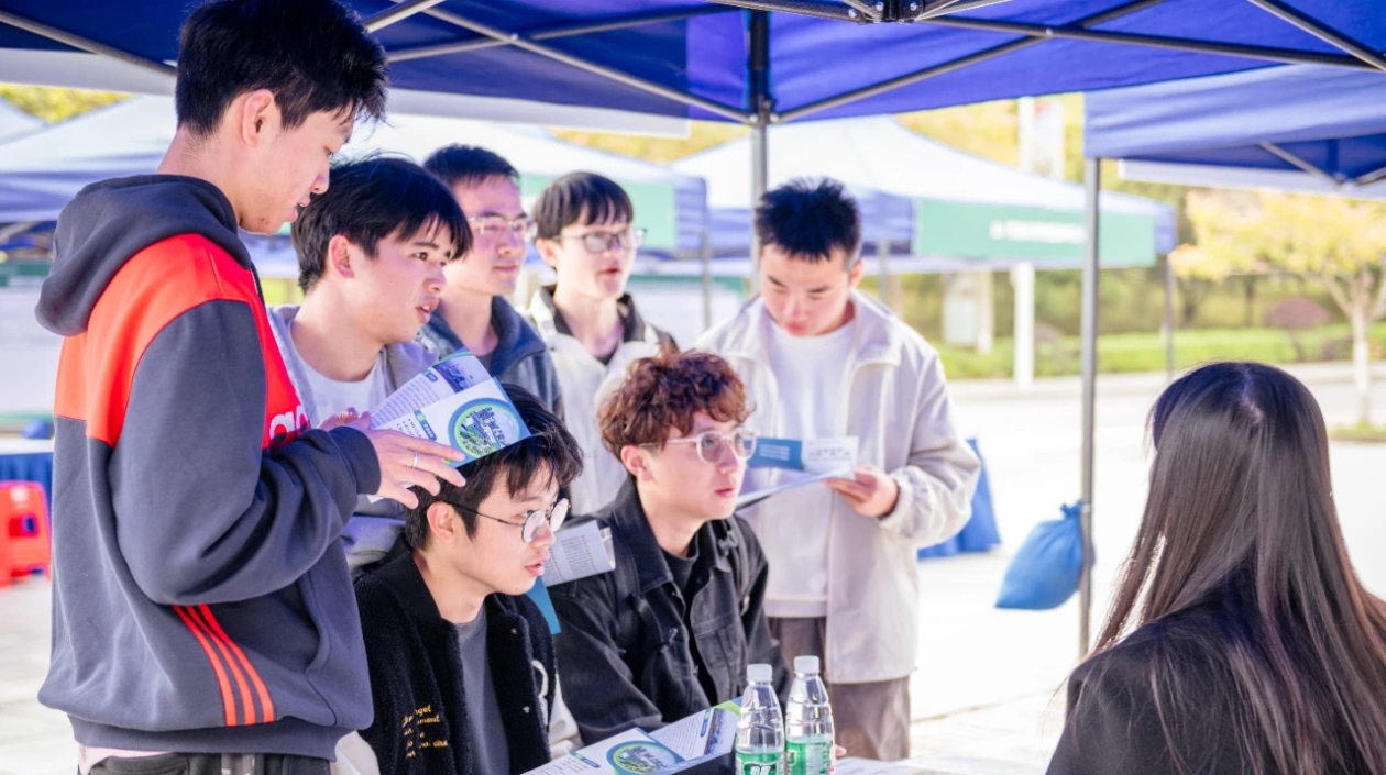 液態(tài)創(chuàng)新理論視角下的湖南青年人才新政實施路徑研究