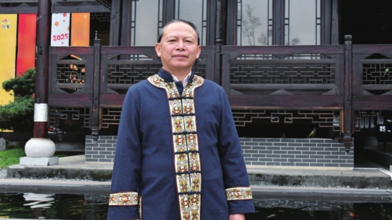 全國人大代表龍獻(xiàn)文：茶旅金鑰匙打開苗嶺振興之門