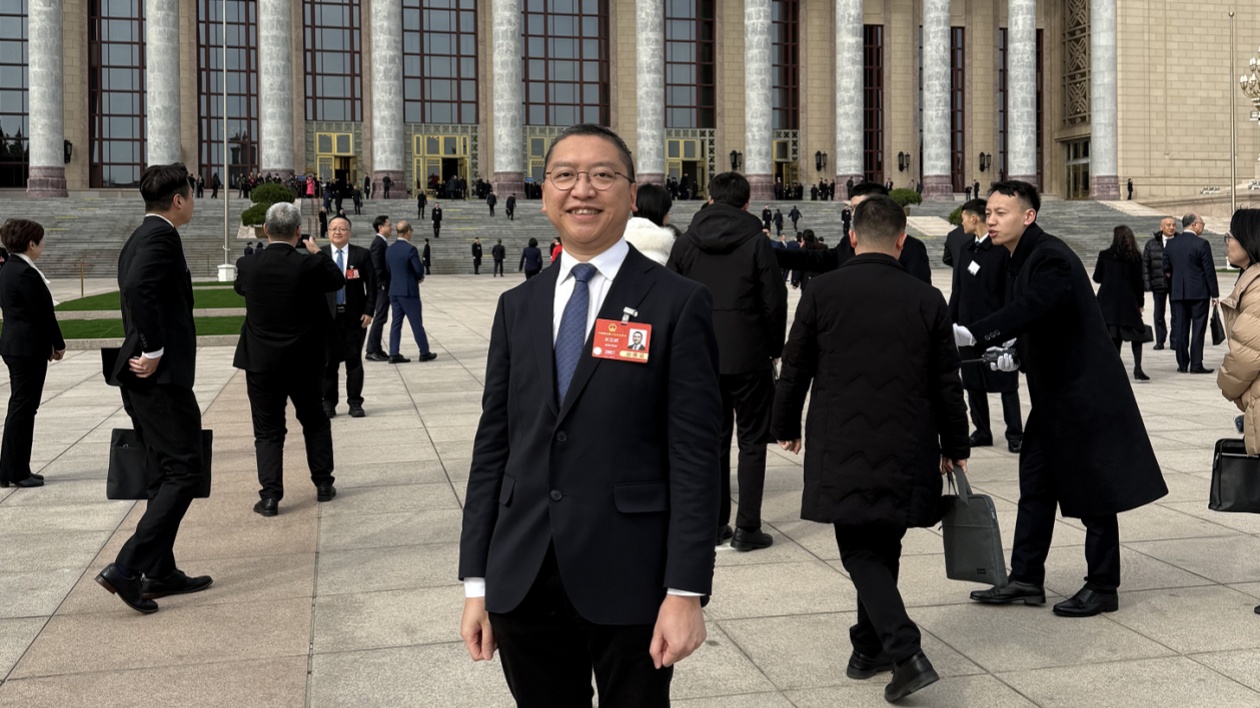 全國港區(qū)人大代表林至穎：籲人類遺傳資源監(jiān)管體制更嚴謹科學