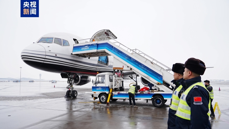 烏魯木齊至伊斯蘭堡首條全貨運(yùn)航線正式開(kāi)通